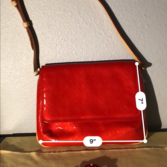 Louis Vuitton Red Monogram Vernis Thompson - Picture 2 of 8